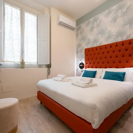 Via Santa Reparata, 1 - 2nd Floor - Stunning And Spacious 10 Min To Historic Center *
