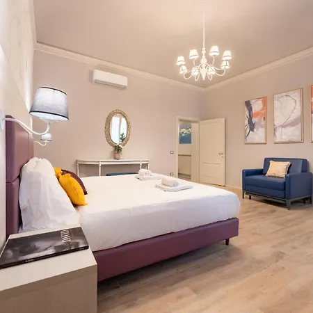 Via Santa Reparata, 1 - 2nd Floor - Stunning And Spacious 10 Min To Historic Center Apartment