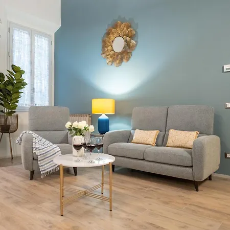 Apartment Via Santa Reparata, 1 - 2nd Floor - Stunning And Spacious 10 Min To Historic Center *