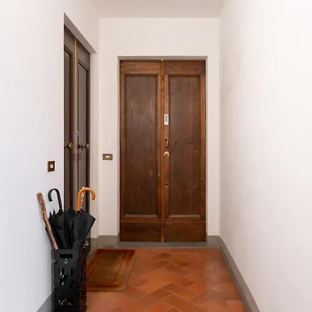 Via Santa Reparata, 1 - 2nd Floor - Stunning And Spacious 10 Min To Historic Center *