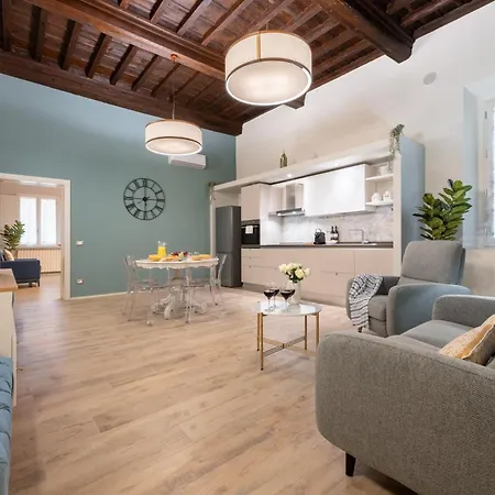 Via Santa Reparata, 1 - 2nd Floor - Stunning And Spacious 10 Min To Historic Center Florence