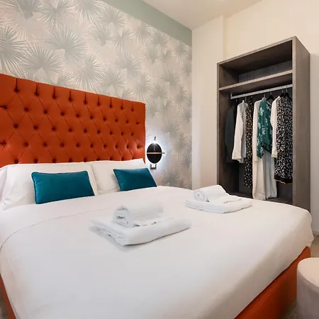 Via Santa Reparata, 1 - 2nd Floor - Stunning And Spacious 10 Min To Historic Center Florence