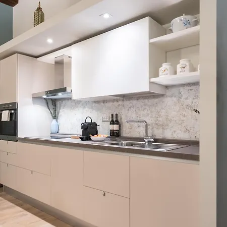 Via Santa Reparata, 1 - 2nd Floor - Stunning And Spacious 10 Min To Historic Center * Florence