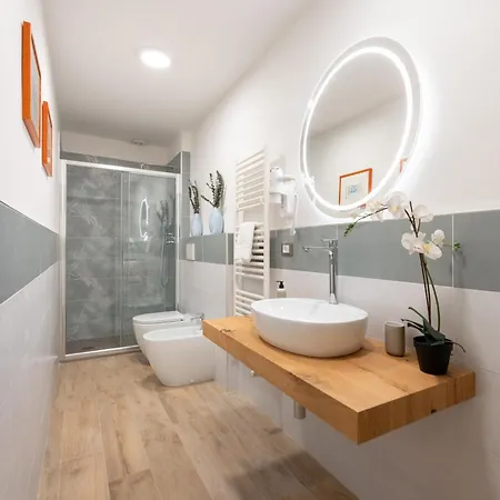 Apartment Via Santa Reparata, 1 - 2nd Floor - Stunning And Spacious 10 Min To Historic Center Florence