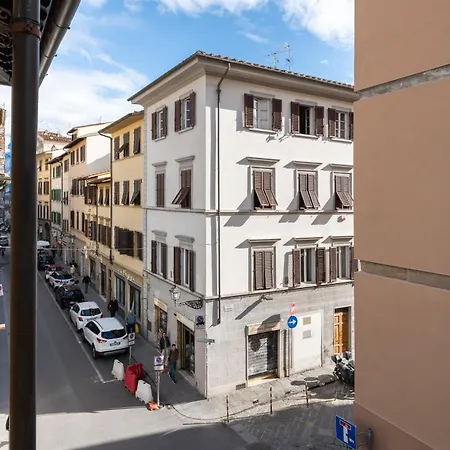 Apartment Via Santa Reparata, 1 - 2nd Floor - Stunning And Spacious 10 Min To Historic Center *